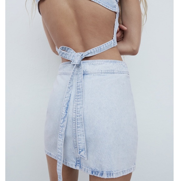 Zara denim high waisted mini skirt - Picture 3 of 6